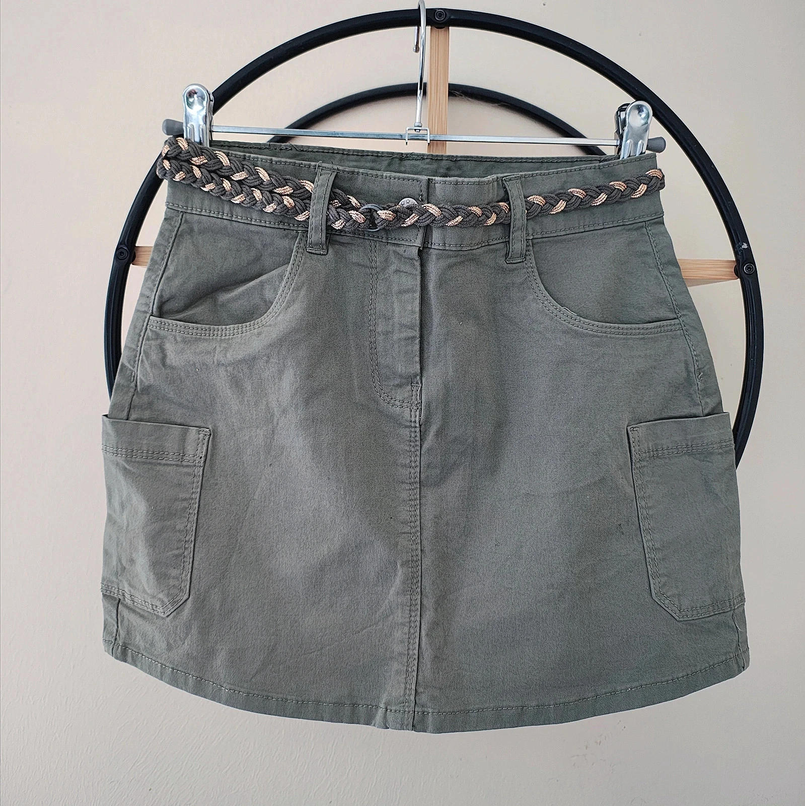 10 ans jupe kaki avec ceinture Gémo